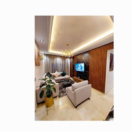 Modern Apartment Opposite The Hassan2 Mosque, Very Well Equipped And Stylish, 85 M2 With Gym And Direct Sea View With Underground Garage , Prohibits Unmarried Couples Of Arab Origin Casablanca Exterior photo
