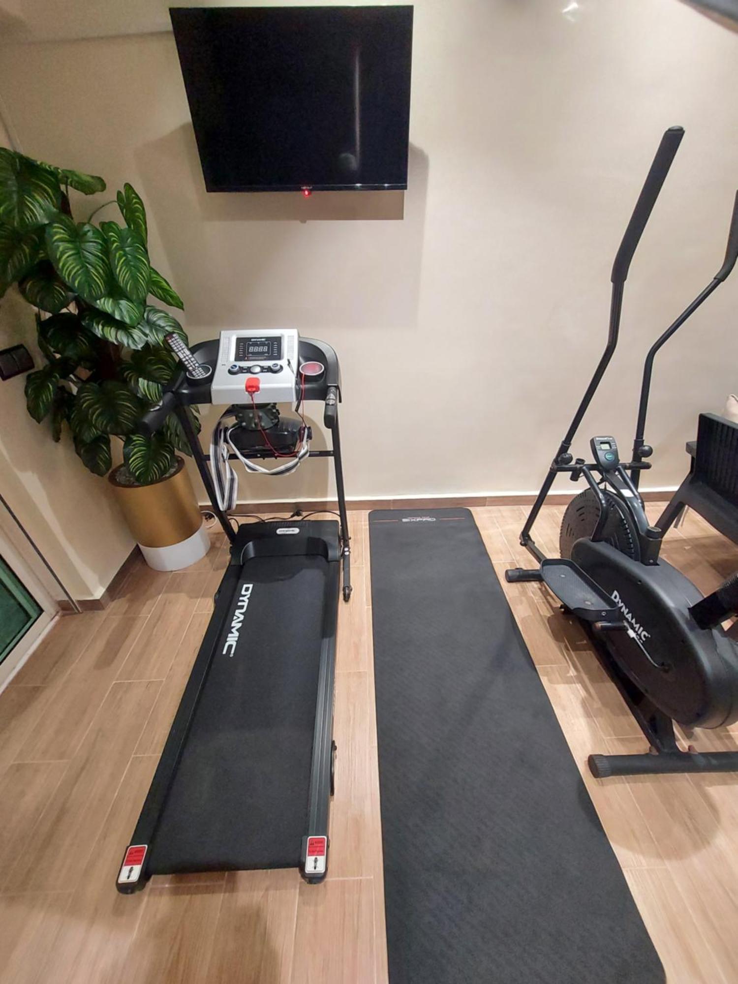 Modern Apartment Opposite The Hassan2 Mosque, Very Well Equipped And Stylish, 85 M2 With Gym And Direct Sea View With Underground Garage , Prohibits Unmarried Couples Of Arab Origin Casablanca Exterior photo